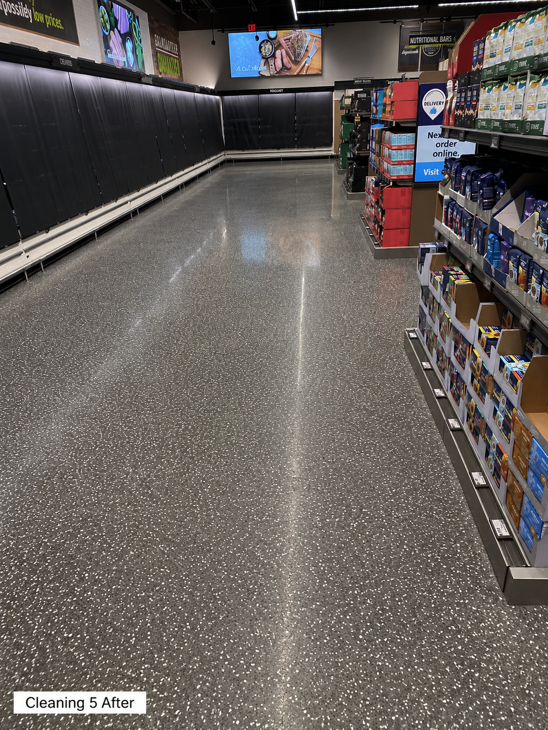 Retail aisle deep clean — after cleaning